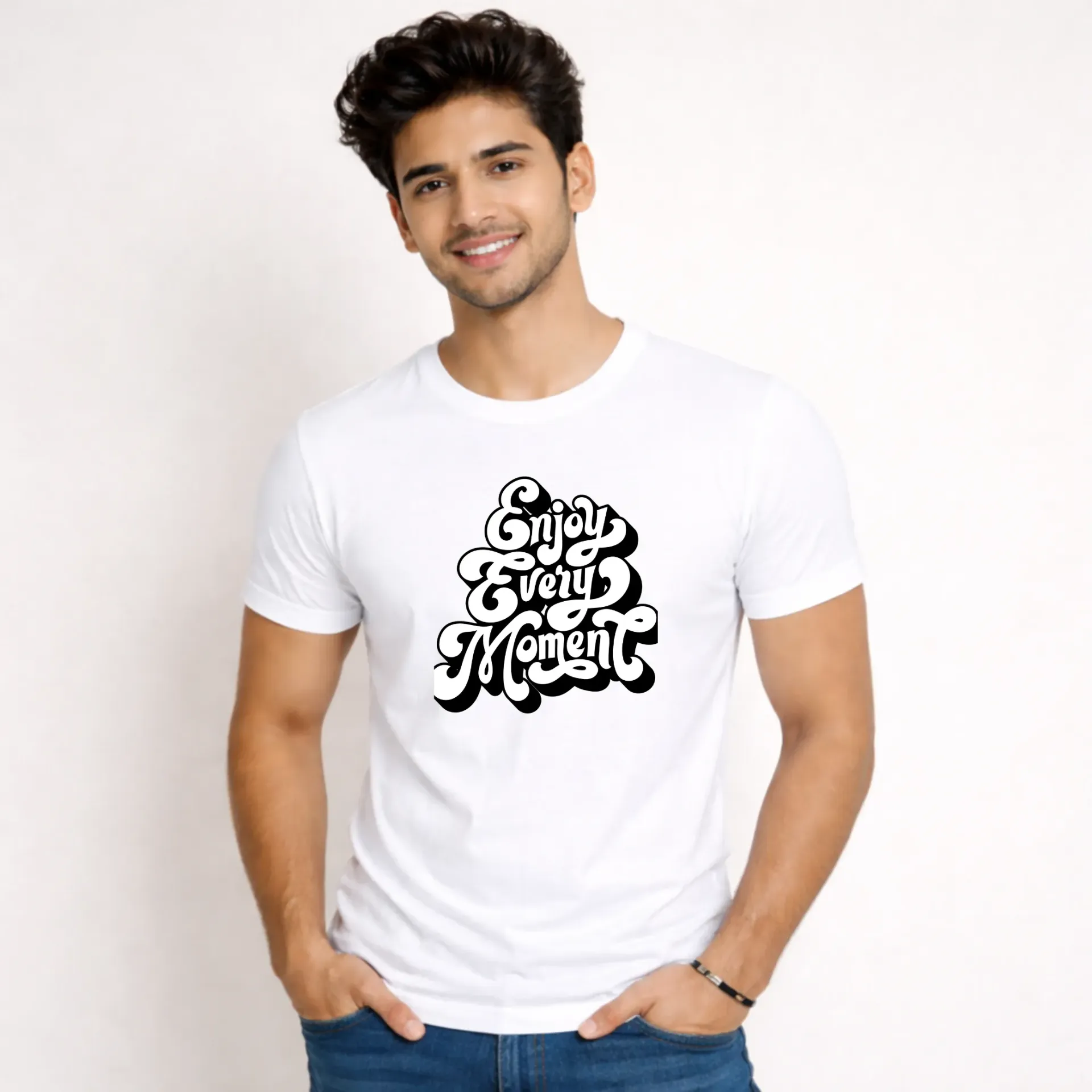 white round neck printed T-shirt (small)